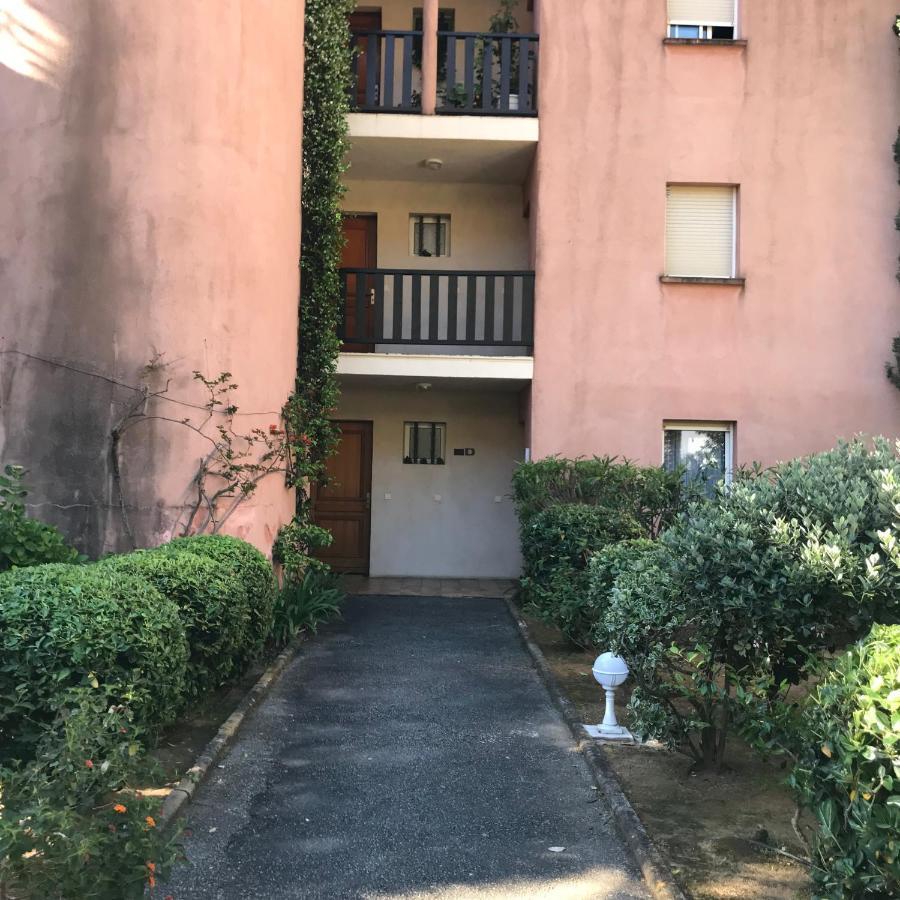 Appartement Grand Studio Route des Sanguinaires Très belle vue mer à Ajaccio  Extérieur photo
