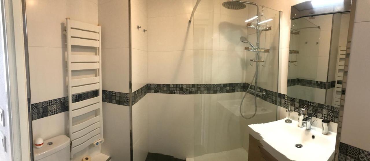 Appartement Grand Studio Route des Sanguinaires Très belle vue mer à Ajaccio  Extérieur photo